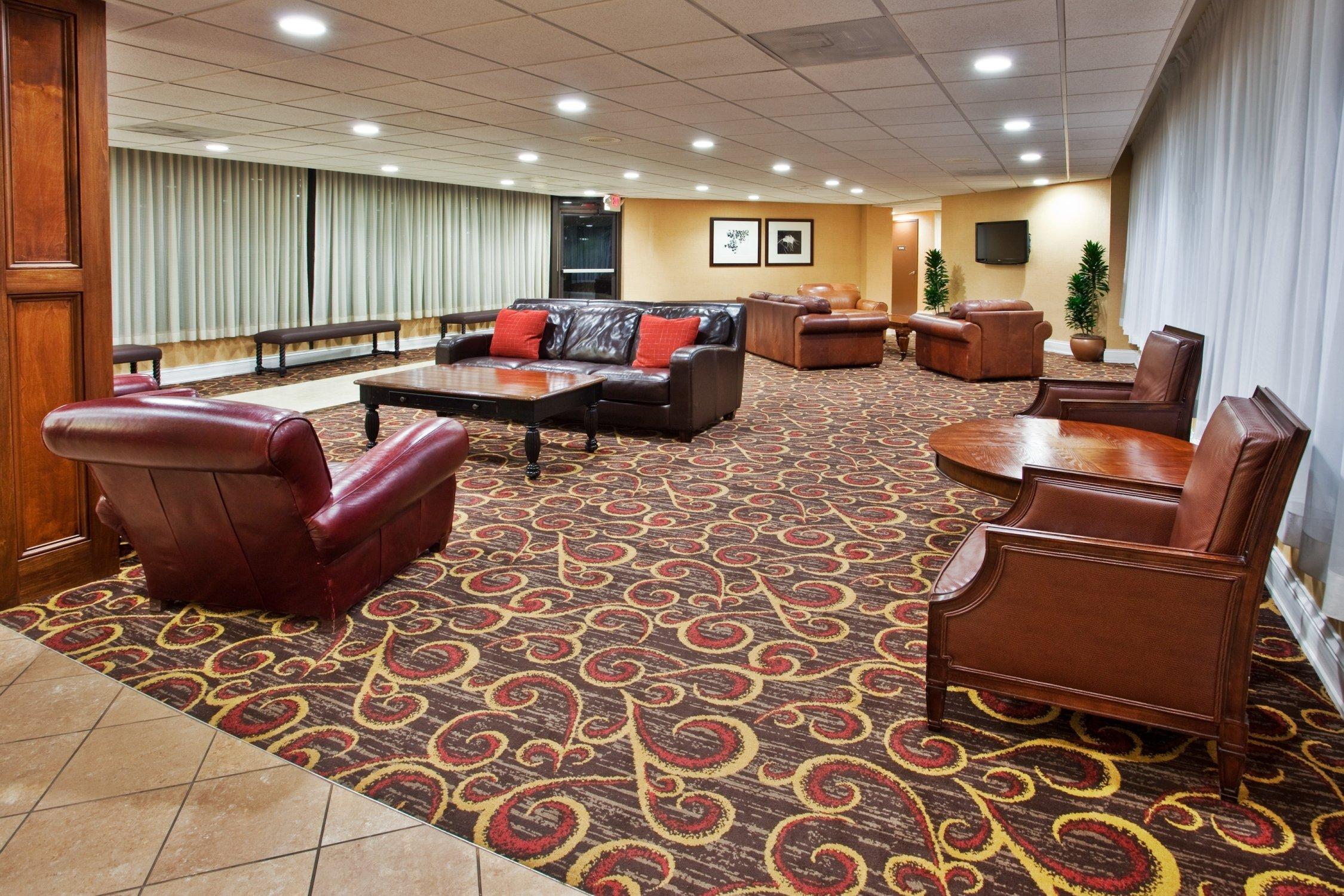 Ramada By Wyndham Cleveland Independence Hotel Екстериор снимка